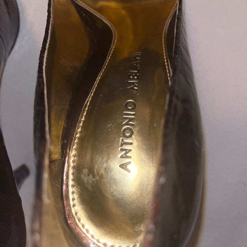 Antonio Melani Brown Leather Pumps, Size 7 Medium - Picture 5 of 6